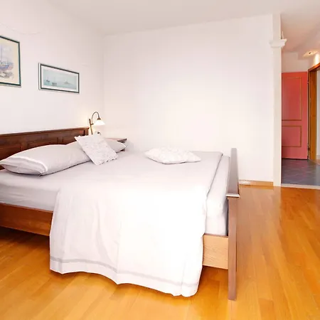 Maja 게스트하우스 3*