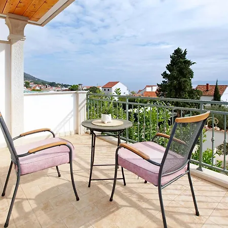 Maja 게스트하우스 볼