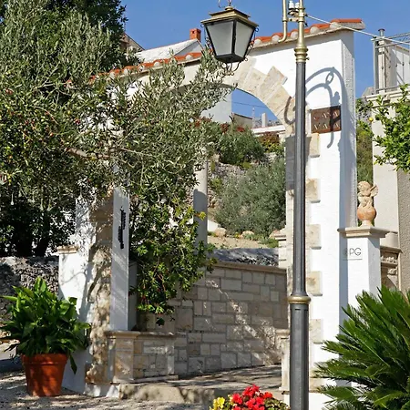 Maja